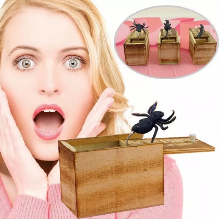 3-PCS-April-Fools-Day-Gift-Wooden-Prank-Toy-Spoof-Spider-BoxWhite-Box-TBD0417621701A